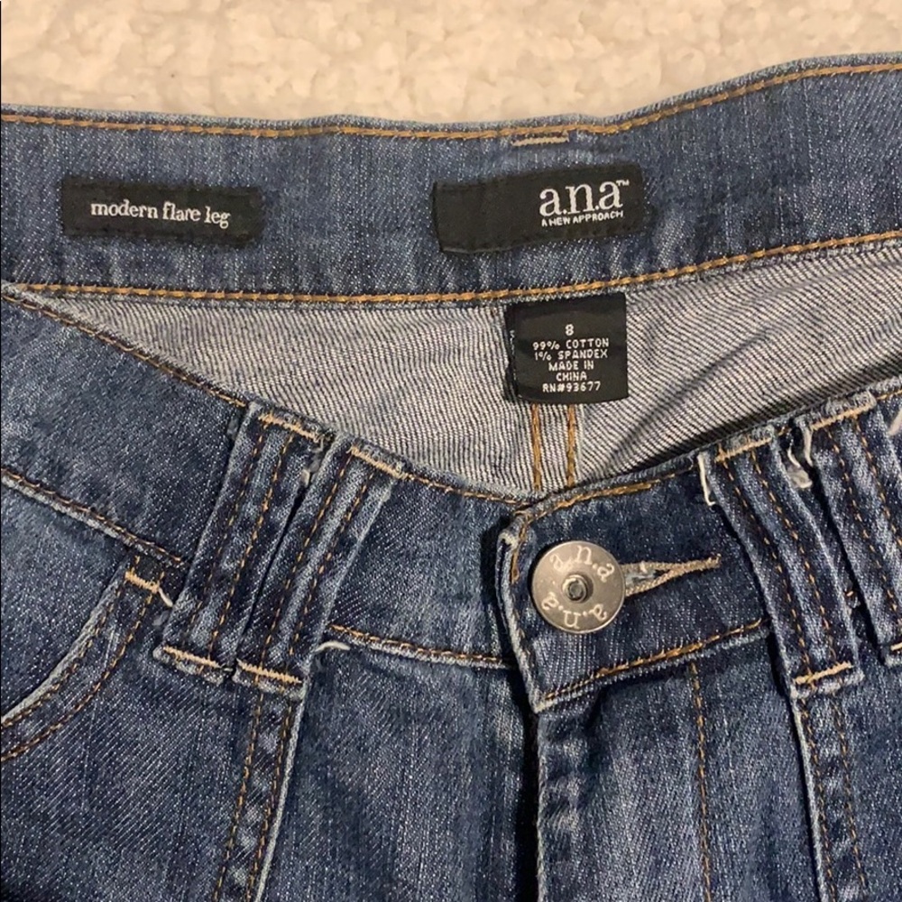 SOLD~~~~A.N.A JEANS - Picture 3 of 4